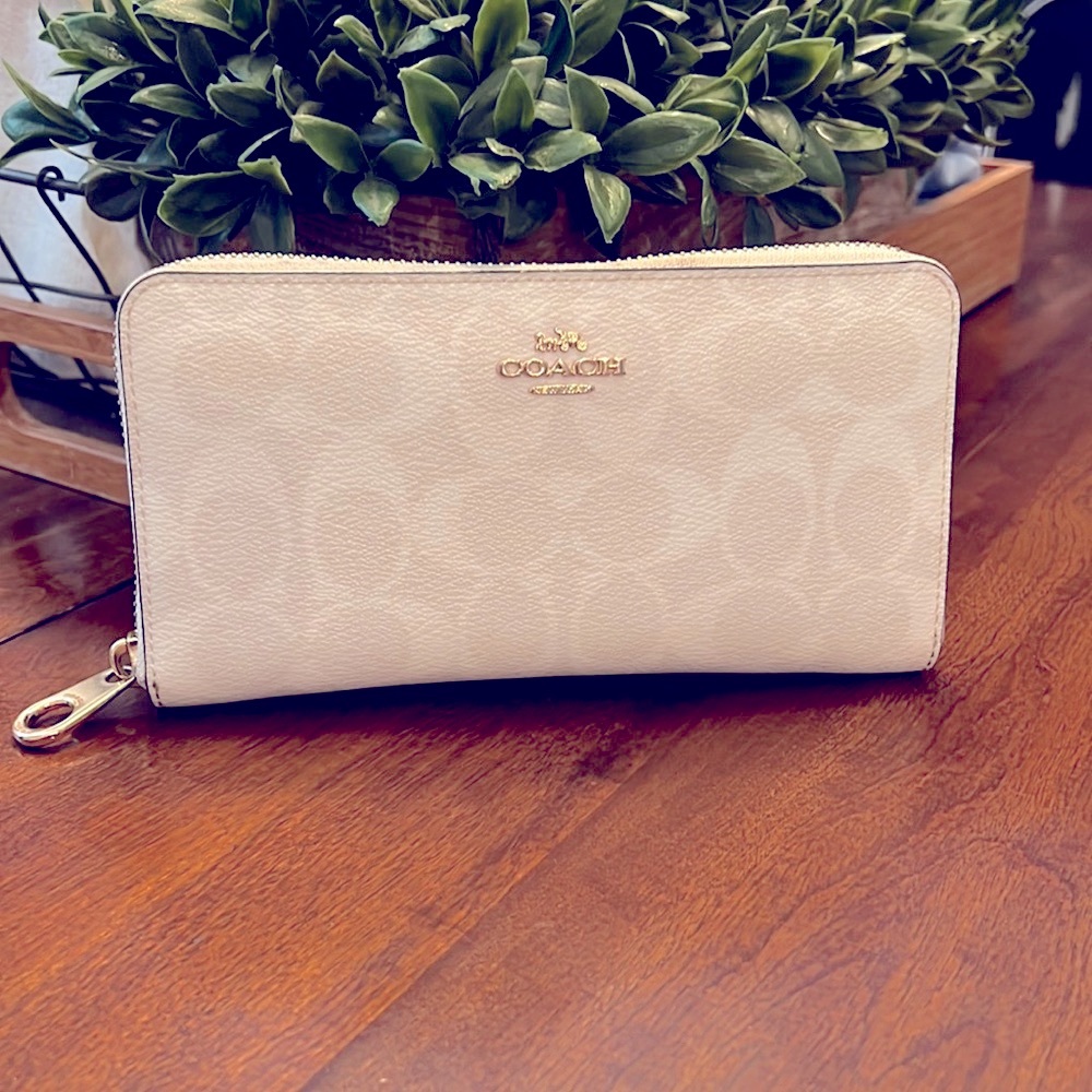 Coach zipper wallet